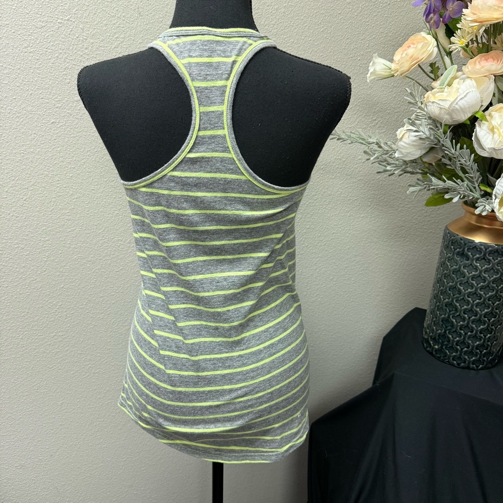 Under Armour XS Gray Neon Stripe HeatGear Racerback Semi-Fitted Tank Top - Picture 3 of 7